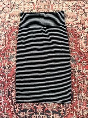 American Apparel Black & White Striped Pencil Skirt